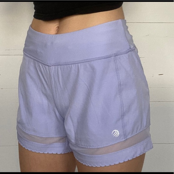 Lavender activewear shorts - Picture 1 of 3